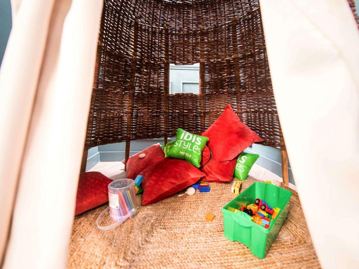 Hotel Ibis Styles Paris Nation Cours De Vincennes Zewnętrze zdjęcie